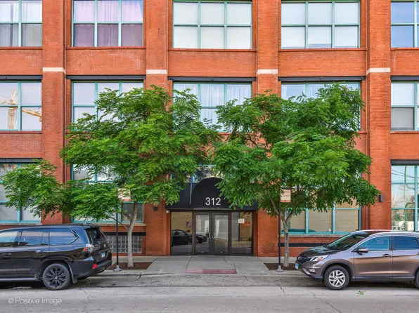 312 N May St APT 6K, Chicago, IL 60607