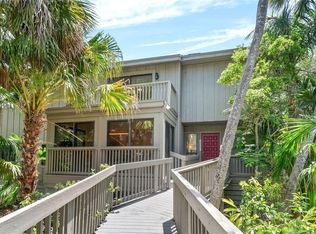 1347 LANDINGS DRIVE #6, SARASOTA, FL 34231