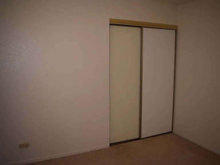 6051 Roloff Way — Photo 18