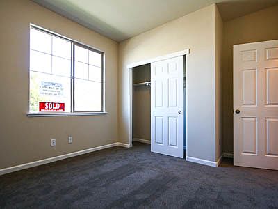 Lot 04.jpg Picture 4
