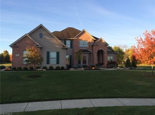 4396 Fox Glen Dr, Medina, OH 44256