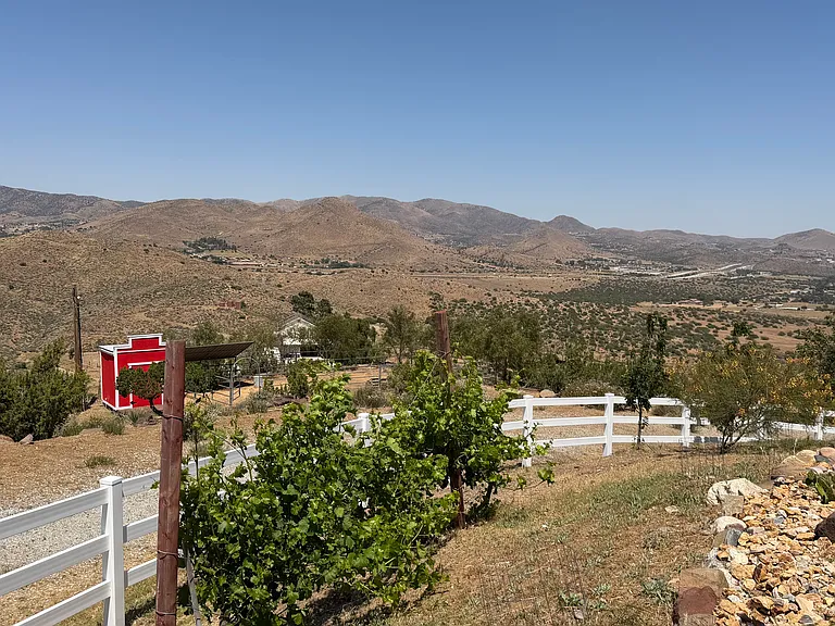 Escondido Canyon Rd — Photo 27