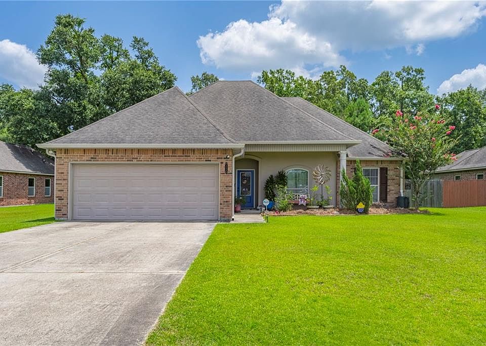 1st image of 40170 Maison Lafitte Blvd