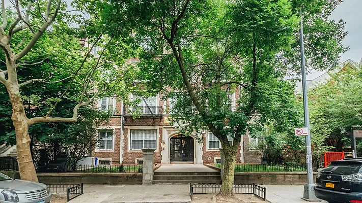 Rented by Nooklyn NYC LLC | media 12