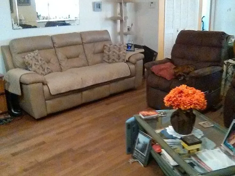 807 SE Celtic Ave — Photo 6