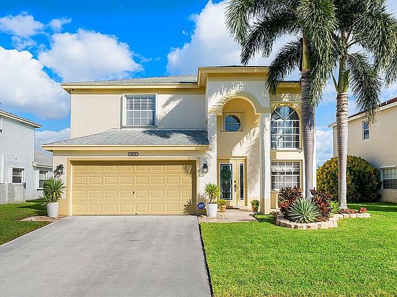 2nd image of 6353 Lansdowne Circle