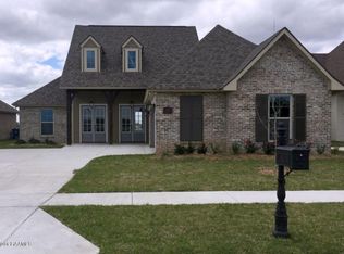 118 Harton Rd, Youngsville, LA 70592