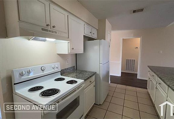 5th image of 7706 Waterchase Dr