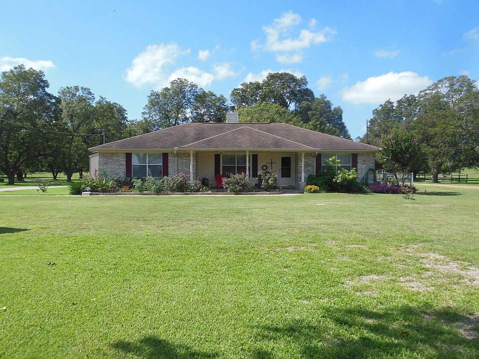 1st image of 210 Two Mile Ln