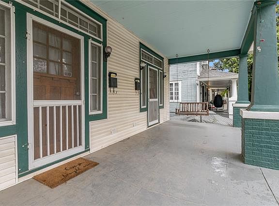 4th image of 8116 Freret St