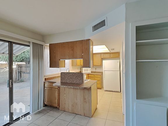 5th image of 5924 N 83rd St