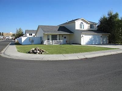 3rd image of 1120 N Tara Lee St