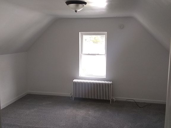 5th image of 111 15th Ave