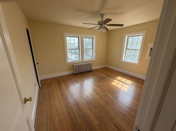 710 Freeman St APT 4