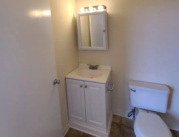 Fallview Apartments — Photo 17