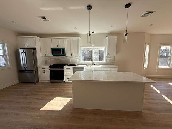 Brand new appliances (dishwasher, stove, fridge)