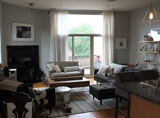 1655 N Campbell Ave APT 3, Chicago, IL 60647