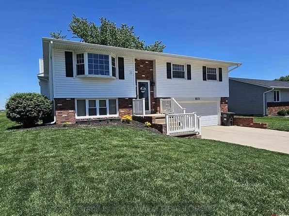 1611 Meadow Ln, York, NE 68467