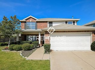504 Colt Dr, Forney, TX 75126