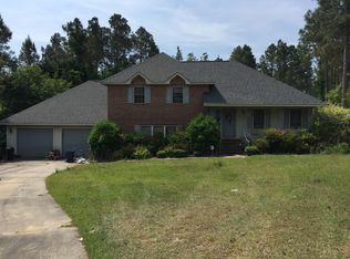 7600 Trappers Rd, Fayetteville, NC 28311