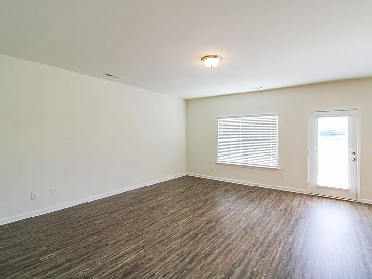 13791 Hill Place Ln — Photo 5
