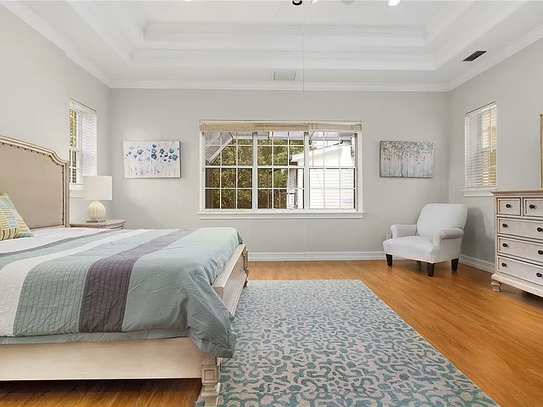 216 Eastpark Dr — Photo 25