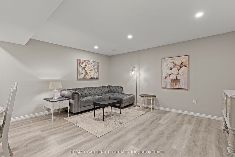 Pelham Townhouse for rent - 1 Bedroom — photo 9