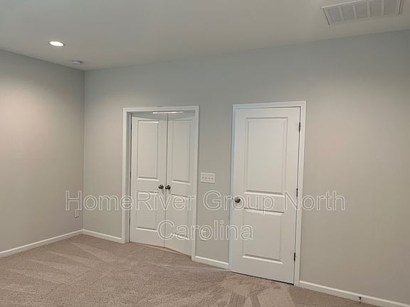 5th image of 805 Talbot Pl