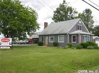 8050 Brewerton Rd, Cicero, NY 13039