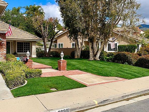 2nd image of 28981 Santiago Peak Ln