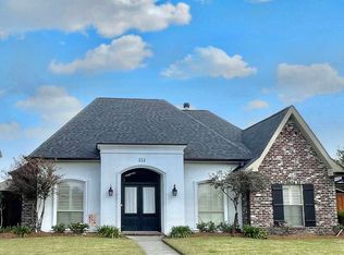 212 Jaden Ln, Houma, LA 70360