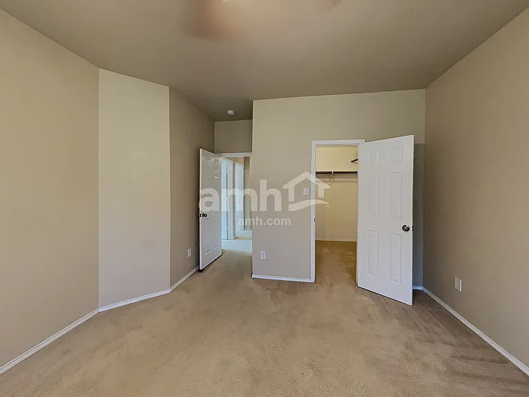 866 Fannin Dr — Photo 12