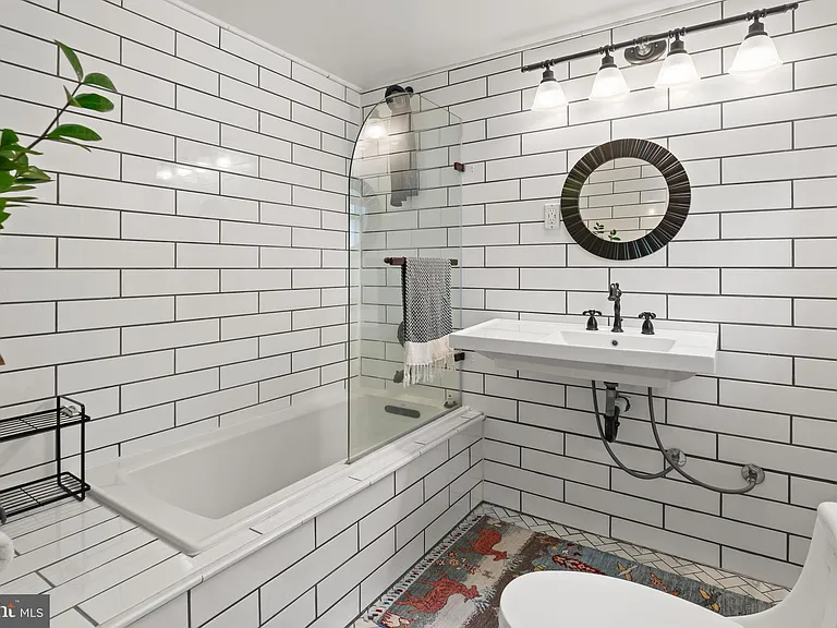 214 Sumner Rd — Photo 29