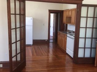 54 Oxford St APT B3, Hartford, CT 06105