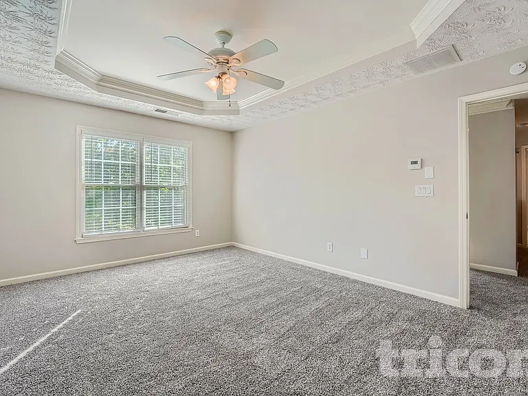 3433 Palm Cir NW — Photo 12