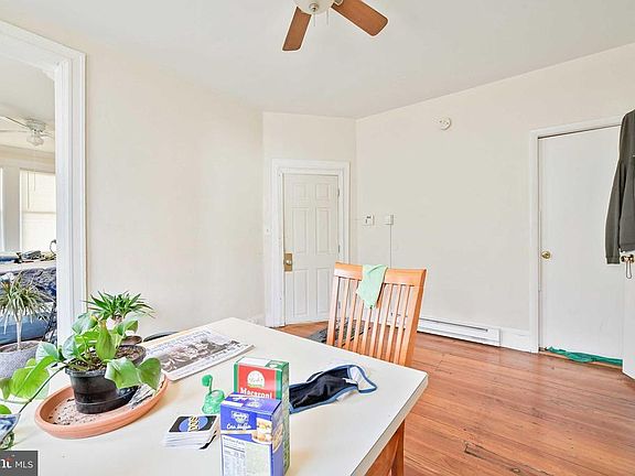 5th image of 3821 Hayward Ave