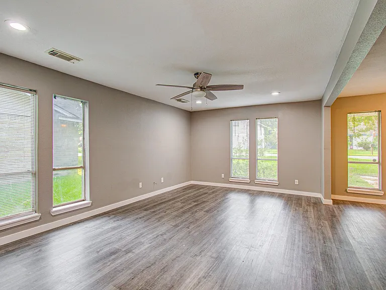 2554 River Rdg — Photo 11