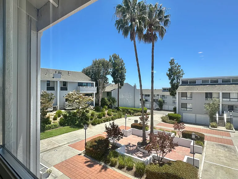 9 Serena Ct — Photo 51