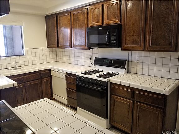 5th image of 1239 W Rosecrans Ave APT 23