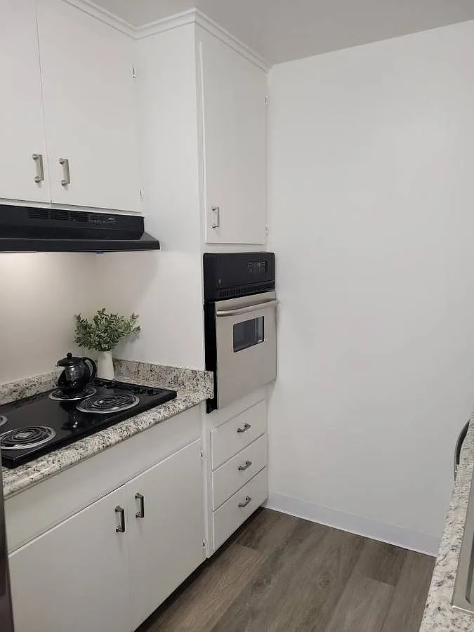 Building Photo - 3070 Van Sansul Ave #1B