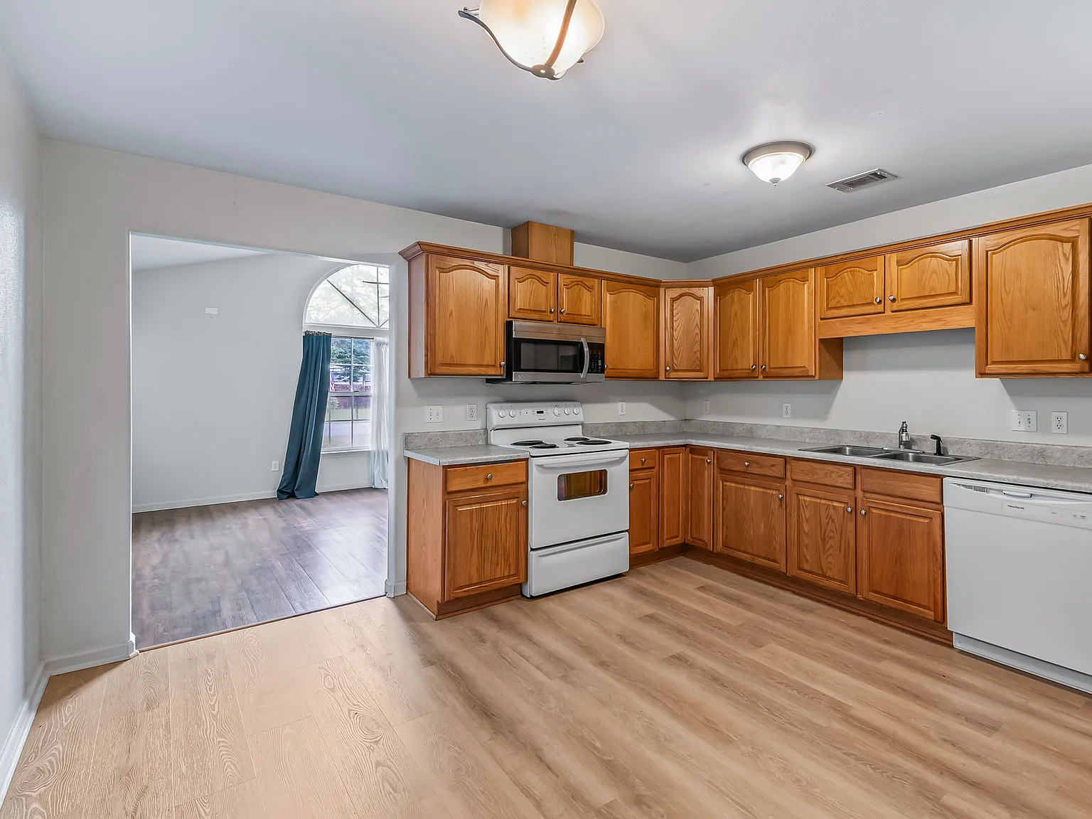 14 Susquehanna - 1 — Photo 4