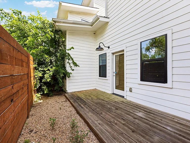 4506 Russell Dr #B — Photo 28