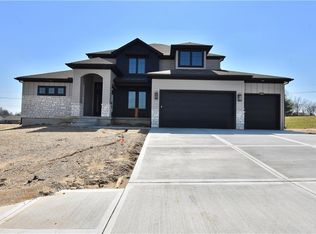 8325 NE 76th Ter, Kansas City, MO 64158