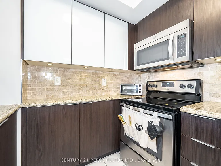 5740 Yonge St #205 — Photo 20