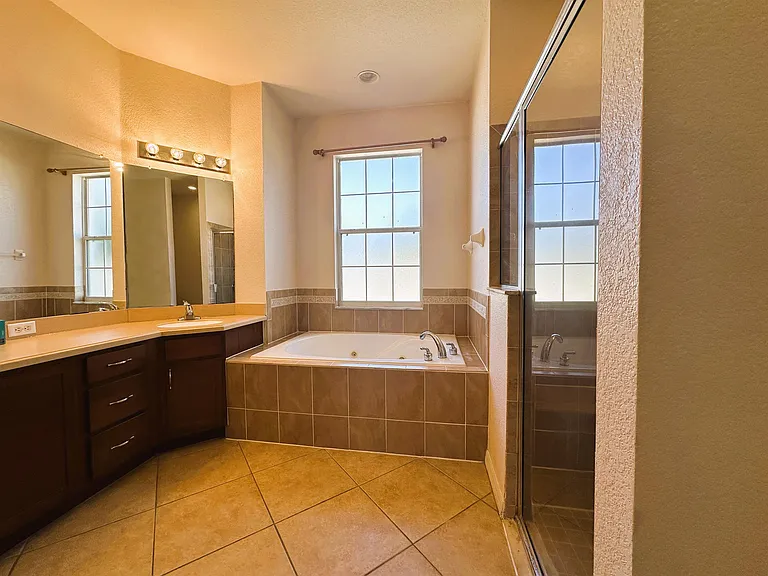 238 Dinner Lake Pl — Photo 10