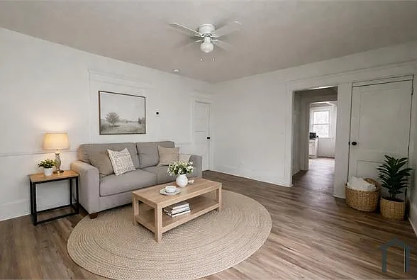 3 bed, 1400 sqft, $1,350 — Photo 3