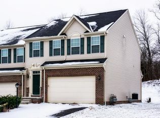 84 Kensington Dr, Pittsburgh, PA 15237