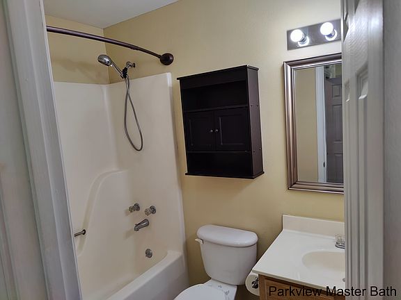 2nd image of 107 Park View Ct