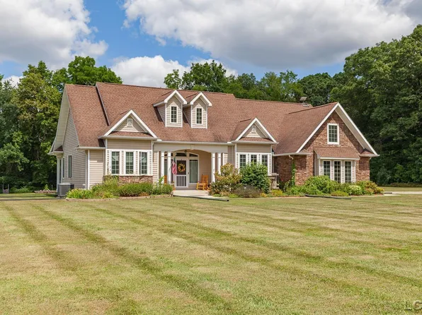 1240 W Carleton Rd, Adrian, MI 49221