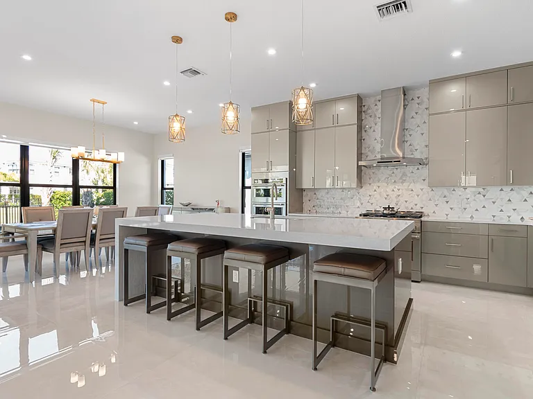 12510 Solana Bay Cir — Photo 6